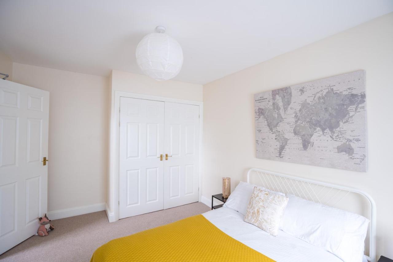 The Ella Fitzgerald - Modern 2 Bedroom Apartment, Super Close To City Centre Кардифф Экстерьер фото