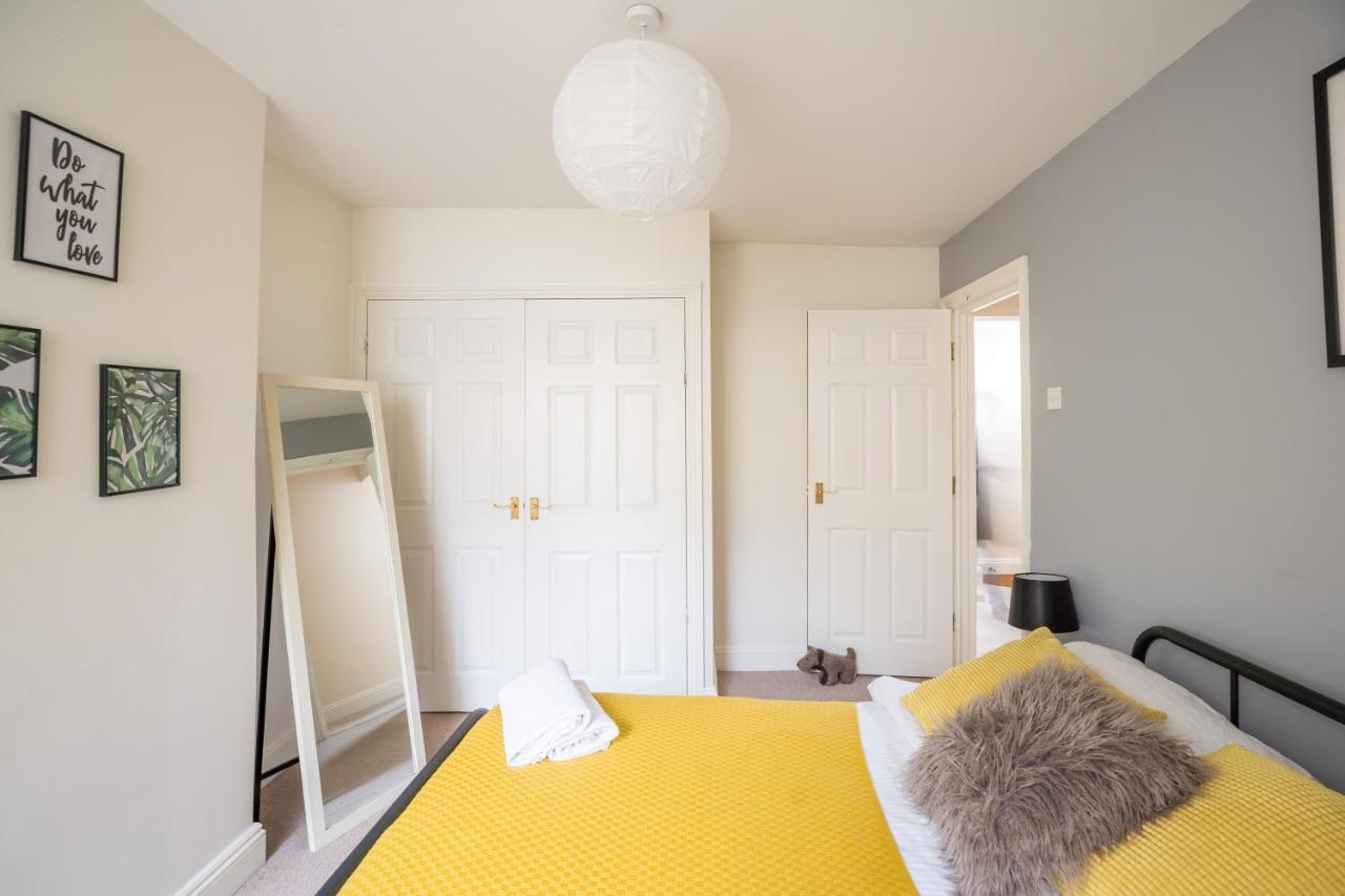The Ella Fitzgerald - Modern 2 Bedroom Apartment, Super Close To City Centre Кардифф Экстерьер фото