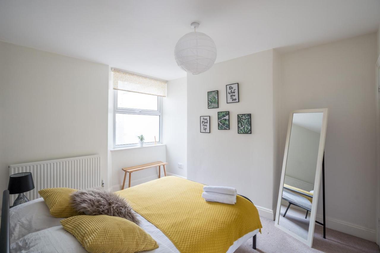 The Ella Fitzgerald - Modern 2 Bedroom Apartment, Super Close To City Centre Кардифф Экстерьер фото